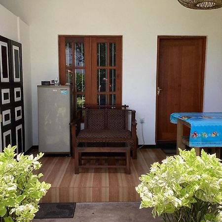 Aroma Guest House Mirissa Ngoại thất bức ảnh
