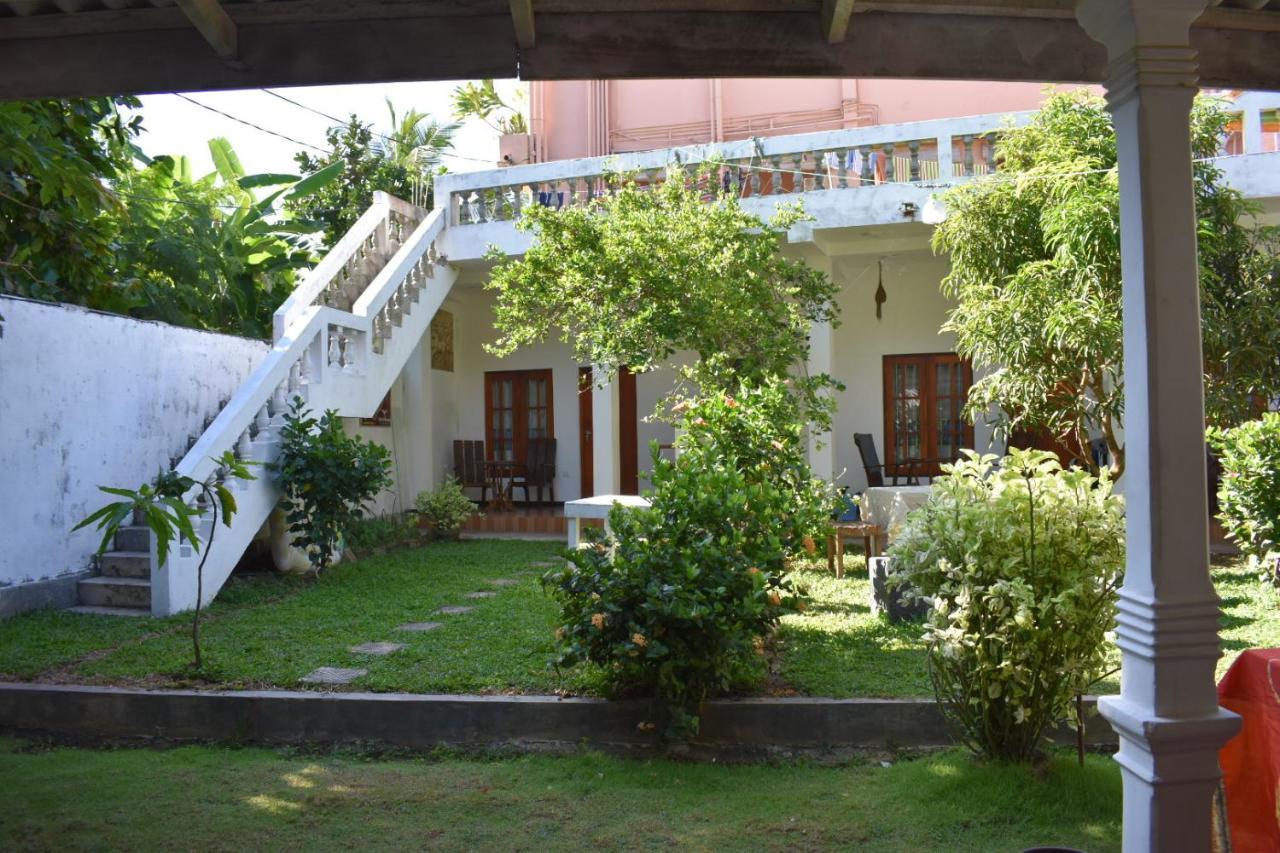 Aroma Guest House Mirissa Ngoại thất bức ảnh