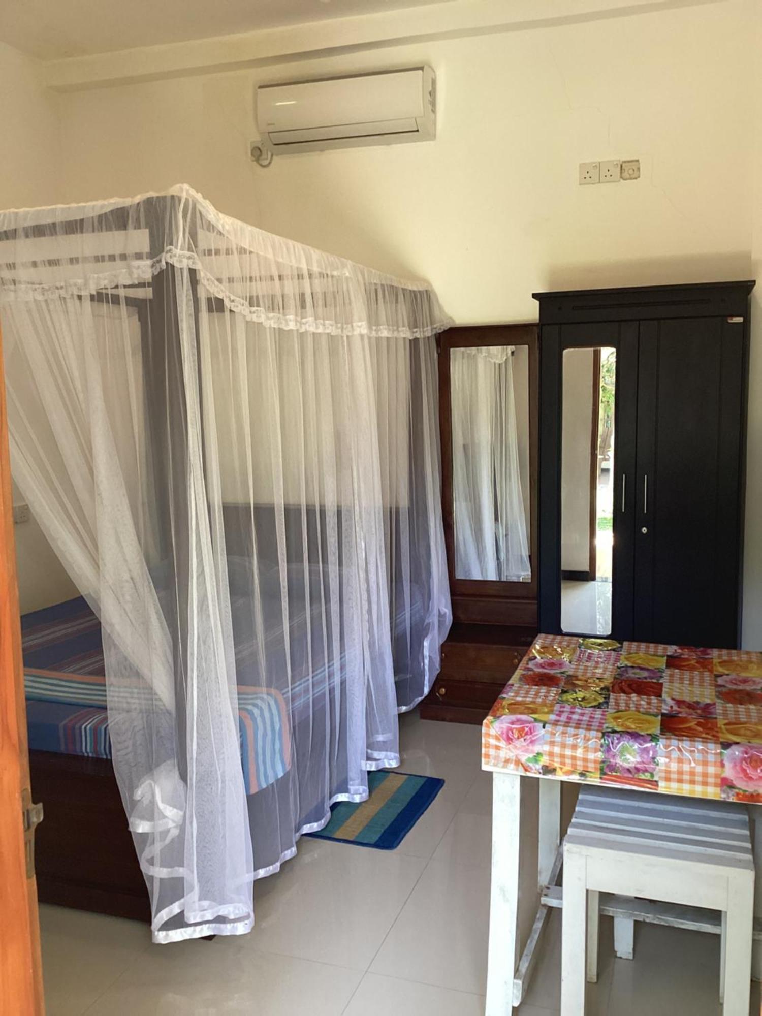 Aroma Guest House Mirissa Ngoại thất bức ảnh